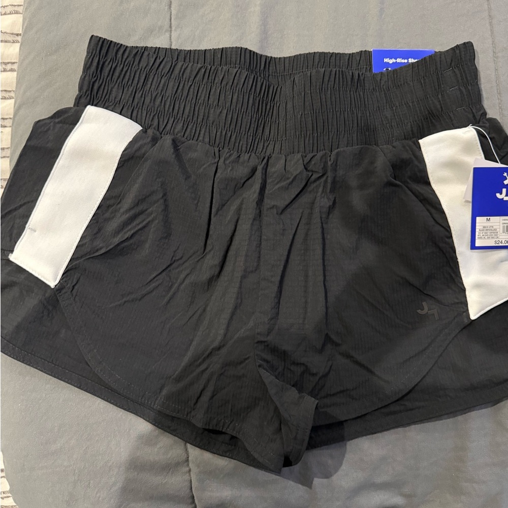 NWT Never Worn Joy Lab Women's Black and White Shorts